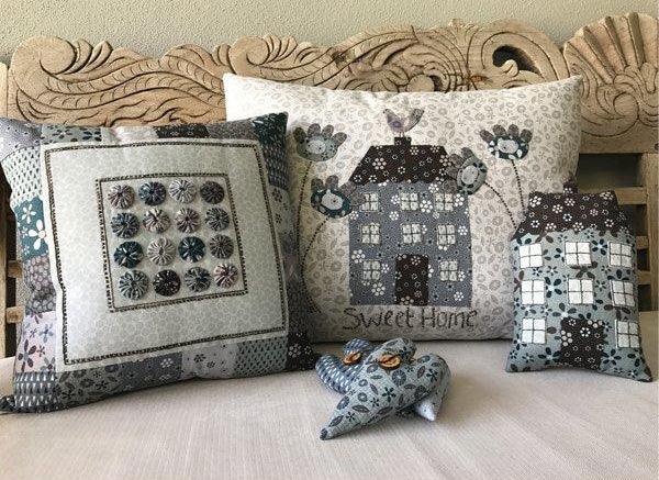 Sweet Home Cushion pattern - Puddleducks Quilts